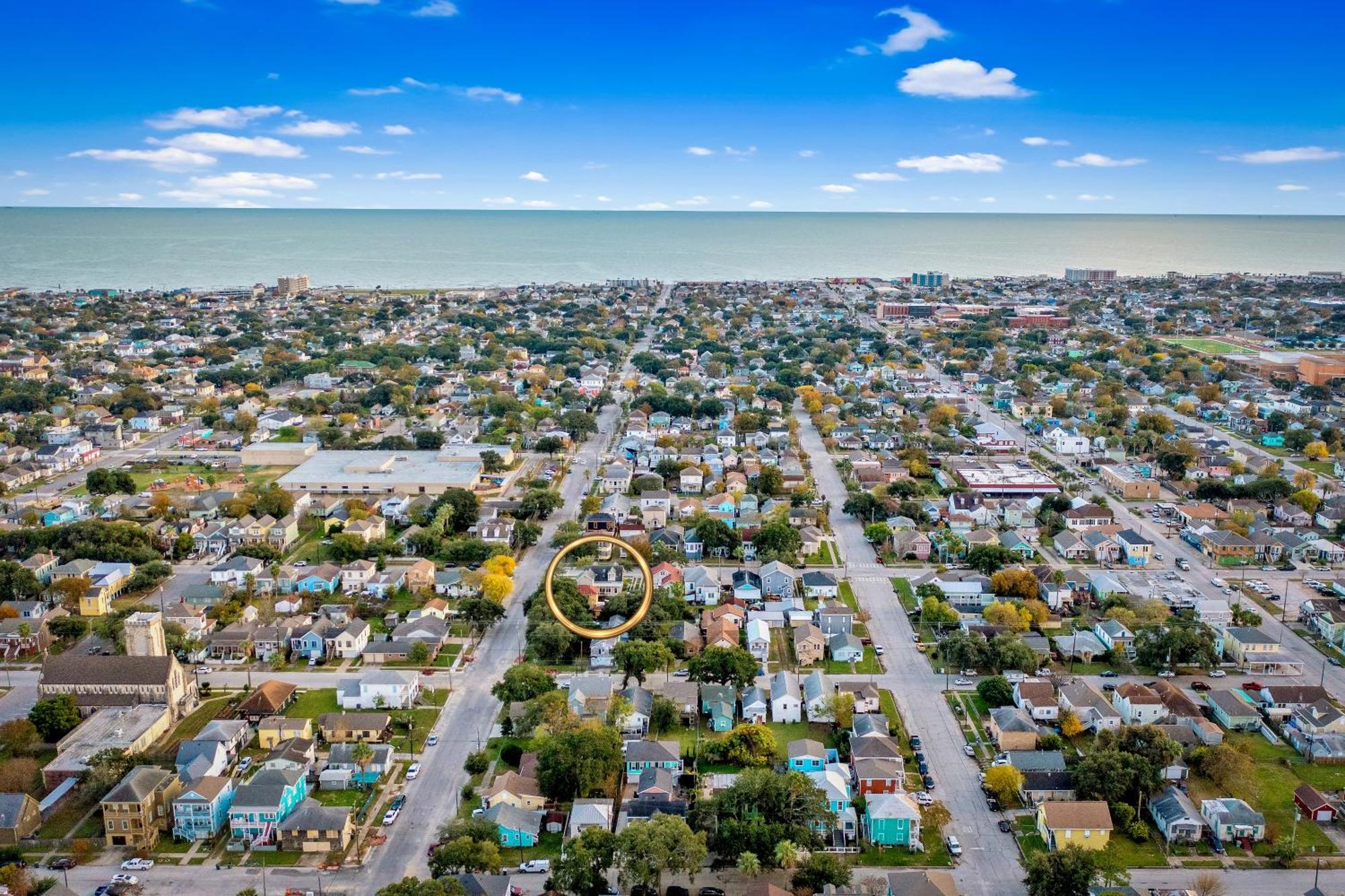 Historic 1871 Coastal Breeze With Heated Pool - Restoring Galveston Villa Kültér fotó
